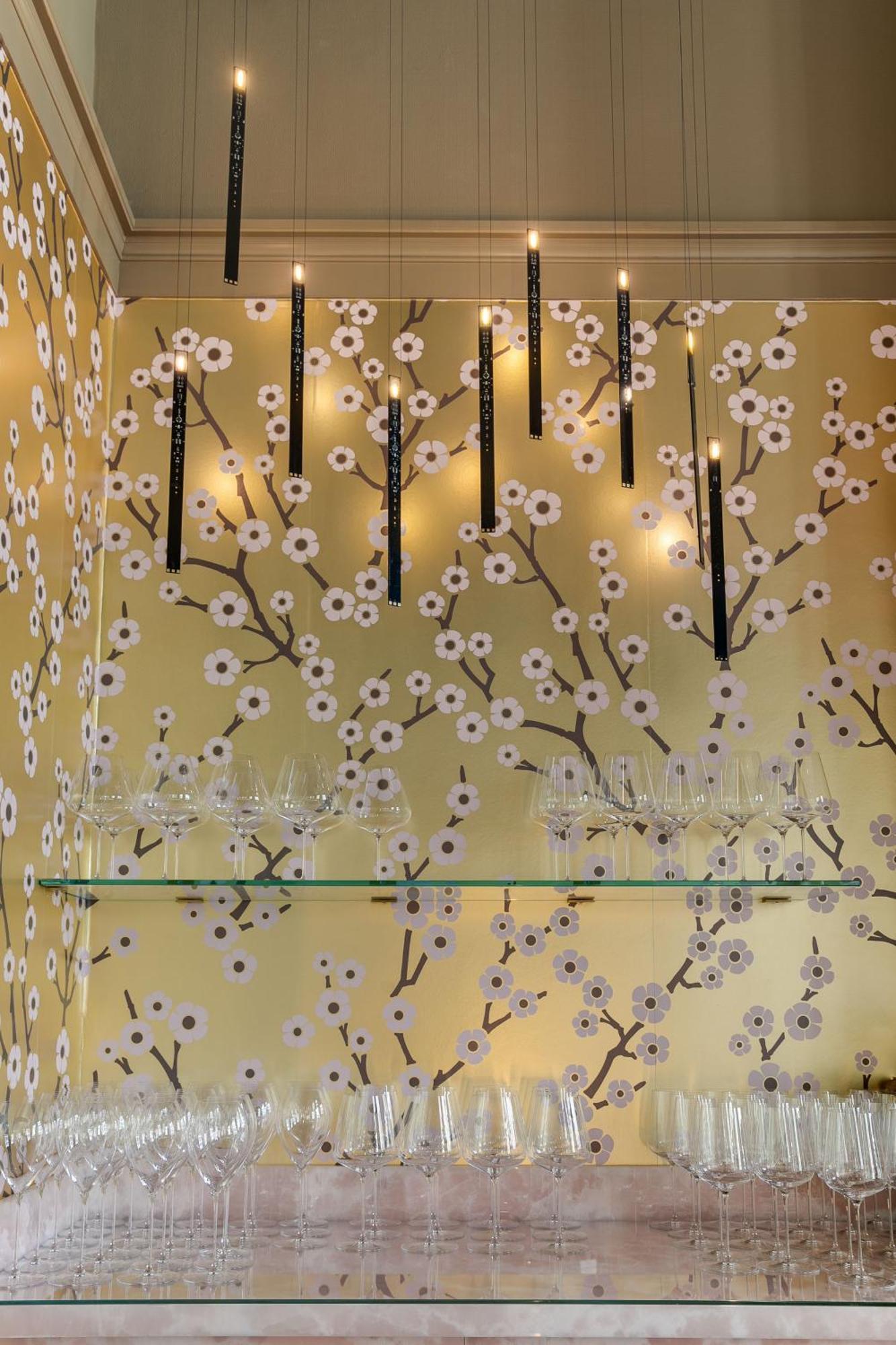 Small Luxury Hotel De Witte Lelie 安特卫普 外观 照片