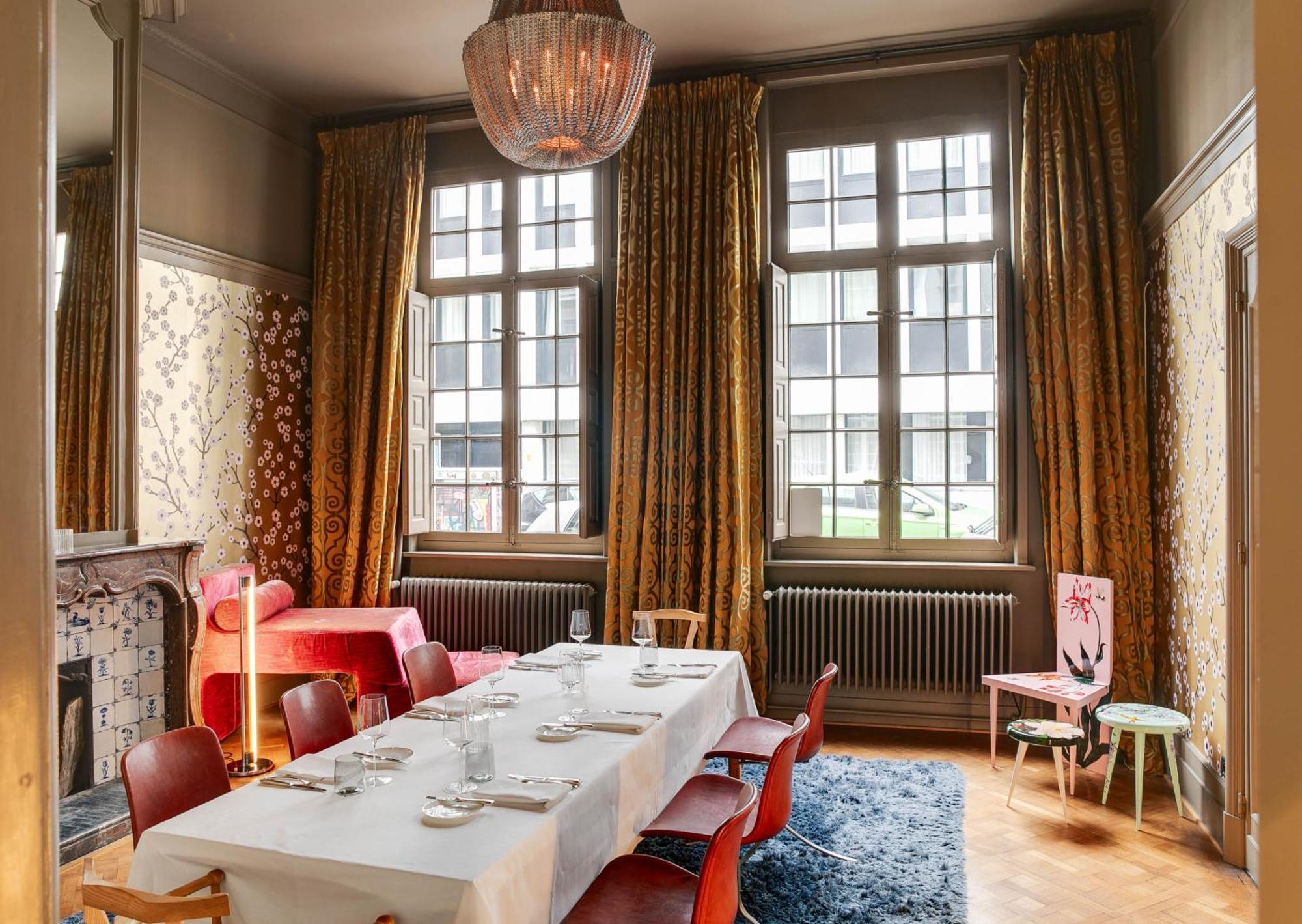 Small Luxury Hotel De Witte Lelie 安特卫普 外观 照片
