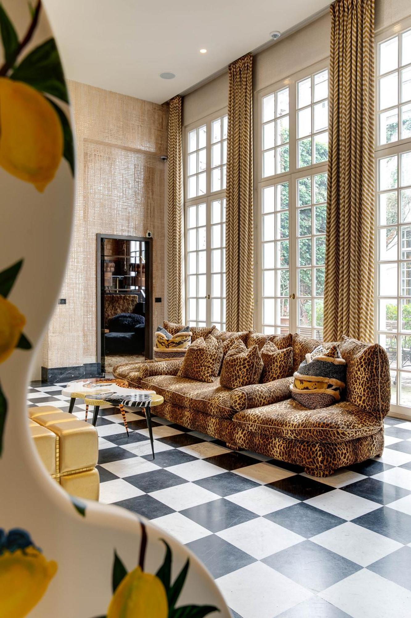 Small Luxury Hotel De Witte Lelie 安特卫普 外观 照片