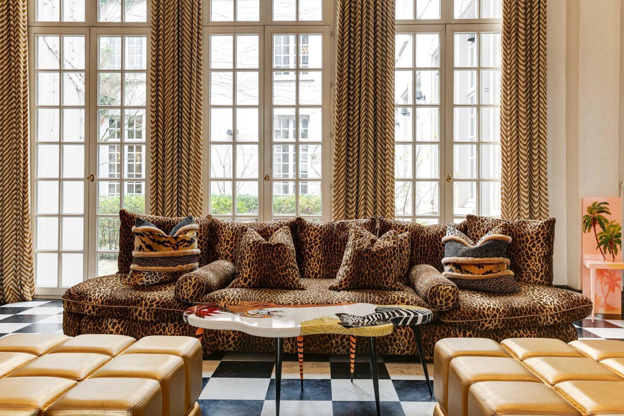 Small Luxury Hotel De Witte Lelie 安特卫普 外观 照片