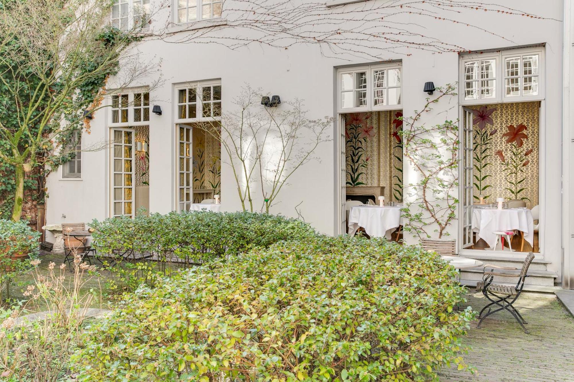 Small Luxury Hotel De Witte Lelie 安特卫普 外观 照片